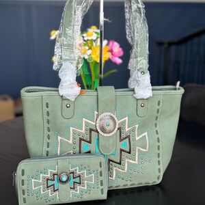 Women's Mint Green Aztec Embroidered Tote and Wallet Set